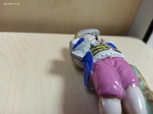 Фарфор фабрики Попова "Пастушок с овцой на плече"
