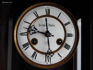 НАСТЕННЫЕ ЧАСЫ le roy а Paris.мех.JUNGHANS(Юнгханс)на ходу.