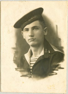 Курсант " В.М.А.Т.У. им. В.М. Молотова ".