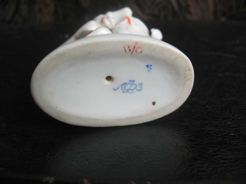 Мальчик с лошадкой