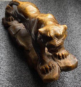 статуэтка Крадущийся Тигр,тигровый глаз