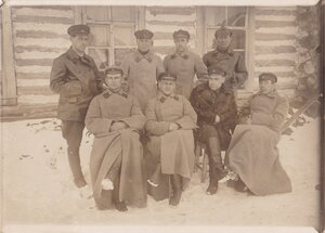Фото на память: отъезд помощника уполномоченного. 1932 год.