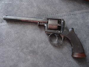 Антикварный пистолет Адамса в родной коробке