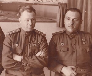 Два ГСС, артиллерия.