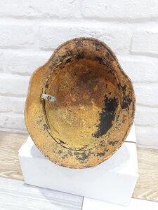 Шлем вторая мировая.