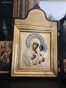 Икона БМ серебро, эмалевый венец, 31/27 см