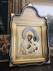 Икона БМ серебро, эмалевый венец, 31/27 см