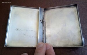 Серебряный портсигар. 835 пр. 124 гр. Отличный.