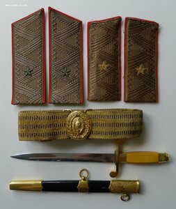 НАИПОЛНЕЙШИЙ КОМПЛЕКТ НА ГЕНЕРАЛА С МУНДИРОМ