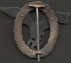 Знак Пилота Люфтваффе в бунте с домиком и экспертизой.