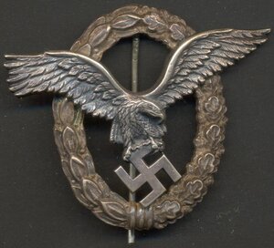 Знак Пилота Люфтваффе в бунте с домиком и экспертизой.