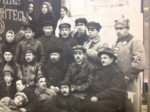 3 большие фото 1920-х Командир полка с ,,разговорами"