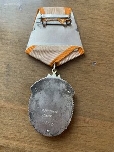 Знак Почета 1711О. Перевыдача. Монетный Двор Штихелем.