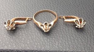 Серьги и кольцо с бриллиантами (комплект)