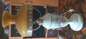 Старинная настольная лампа.