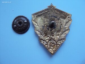 ОТЛИЧНЫЙ ПОГРАНИЧНИК КГБ .РАРИТЕТ