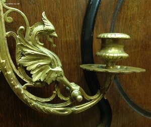 2 старинных подсвечника в виде Грифонов