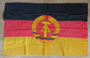 Флаг ГДР. Германская Демократическая Республика. Знамя.