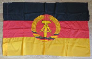 Флаг ГДР. Германская Демократическая Республика. Знамя.