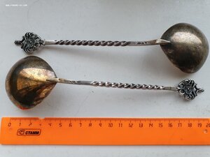 ДВЕ десертные (?) винтовые ложки 105,6 гр. Проба 916 по ФИКС