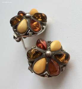 Серебряный янтарный гарнитур. Браслет, серьги и кольцо.