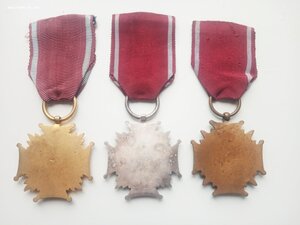 Польша. "КРЕСТ ЗАСЛУГИ" 1,2 и 3 степень.
