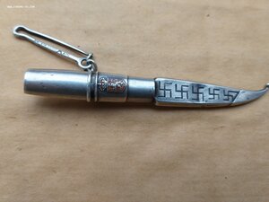 Финский нож миниатюра серебро символика свастики