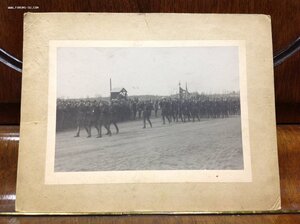Большое фото Парад бойцов ОГПУ со знаменами Начало 1920-х