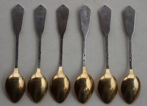 Шесть позолоченных серебряных ложек. 875 с звездой 9БЮ
