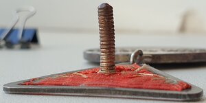 Трудовая доблесть мондвор треуголка с доком. Не носили.