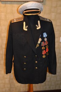 КИТЕЛЬ И ФУРАЖКА ВМФ