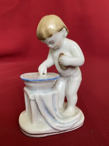 "Умывание". ЛФЗ.