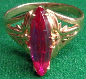 кольцо 585 пр Красный корунд