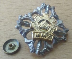 Монгольский знак (золото, серебро)
