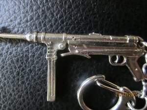 Брелок МР-40