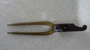 Антикварный пистолет Адамса в родной коробке