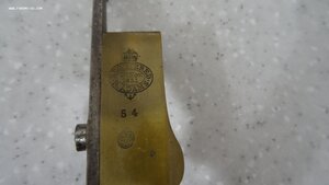 Антикварный пистолет Адамса в родной коробке