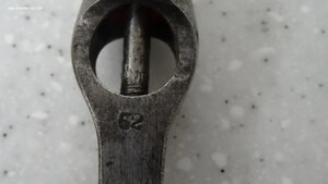 Антикварный пистолет Адамса в родной коробке