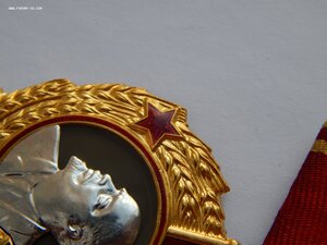 Орден Ленина  №349000. Состояние.