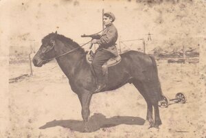 Советская армия. Оружие на фото. Автоматы. Пистолеты.
