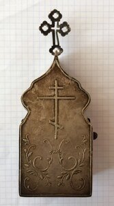 Дарохранительница с Распятием Христовым. Вензель Н.