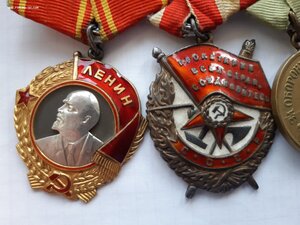 Ленин 60т ,БКЗ 120т, плюс медали
