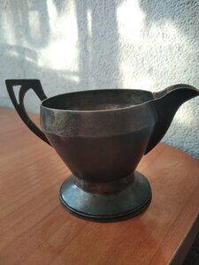 Серебряный молочник. 84 пр. 1910 г