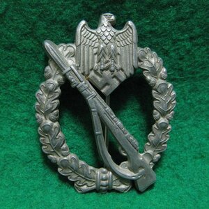 Пехотный штурмовой знак в серебре
