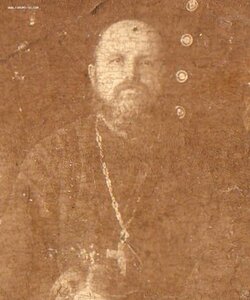 СВЯЩЕННИК, ОФИЦЕРЫ, ПРИХОЖАНЕ.
