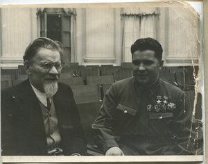 Калинин и 2ГСС ген.лейт.авиации Г.П.Кравченко. 1939 г.