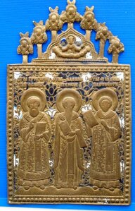 Икона Три святителя с херувимами.