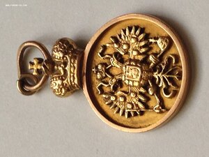 Жетон об окончании Университета 1887г., золото.