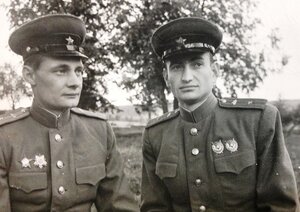 Танкист с двумя Боевиками- Винтарями 1944 год