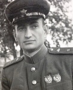 Танкист с двумя Боевиками- Винтарями 1944 год